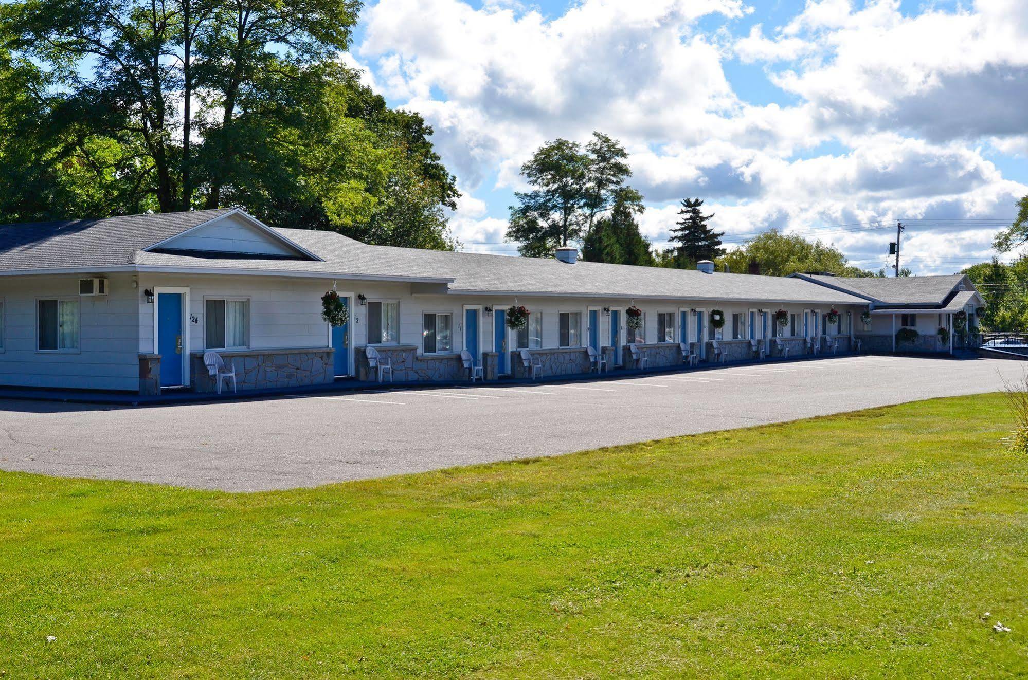 Aurora Inn Kingston Zewnętrze zdjęcie